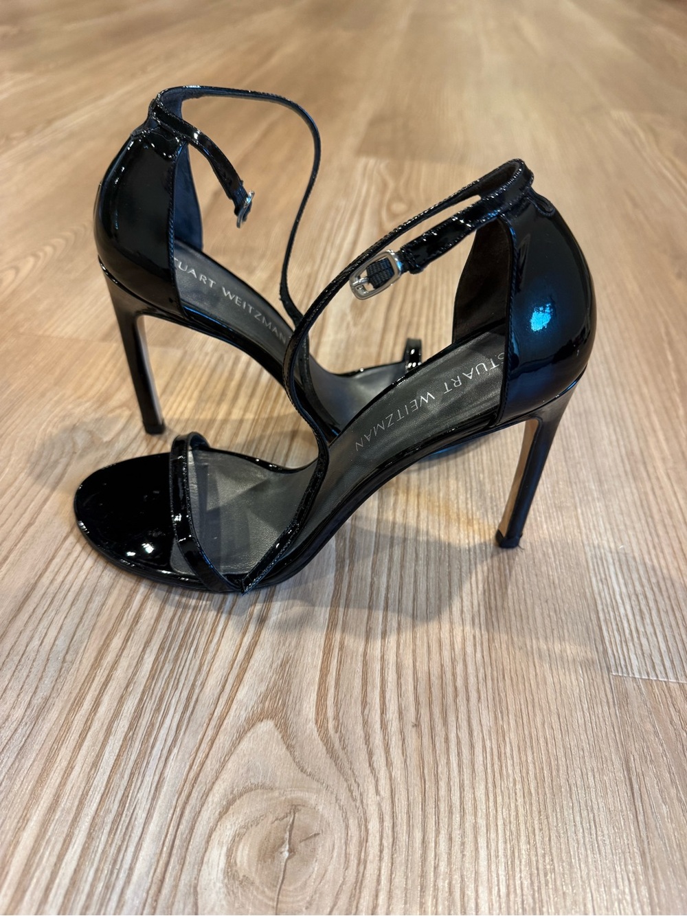 Stuart Weitzman Black Patent Leather Stiletto Sandals with Ankle Strap (100cm)